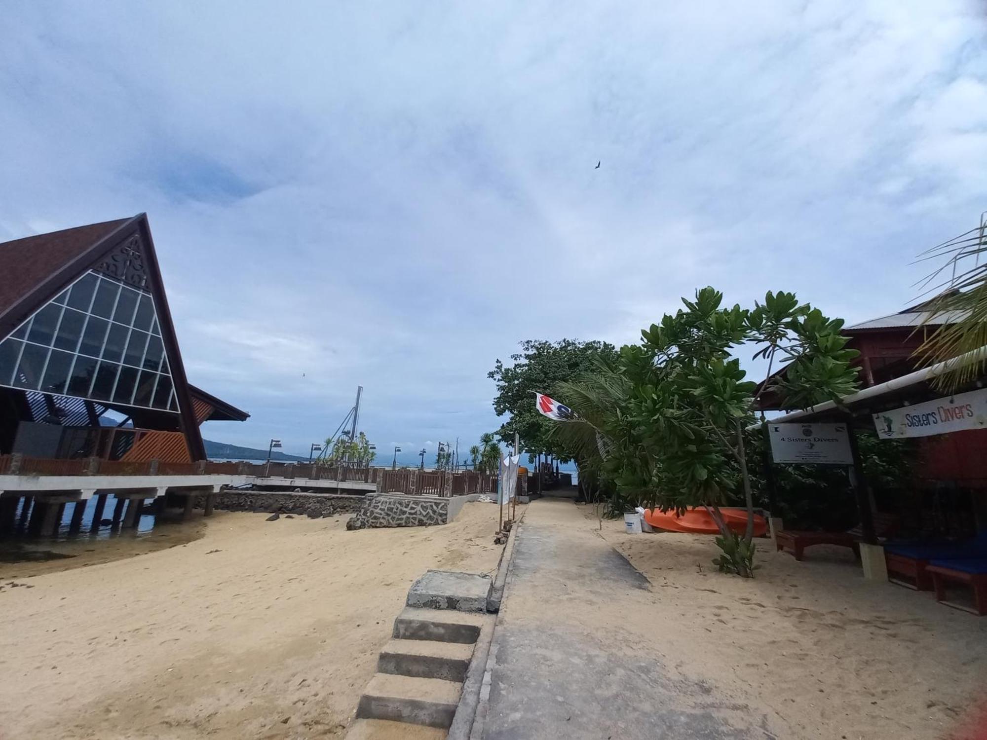 4 Sisters Divers Bunaken Bagian luar foto