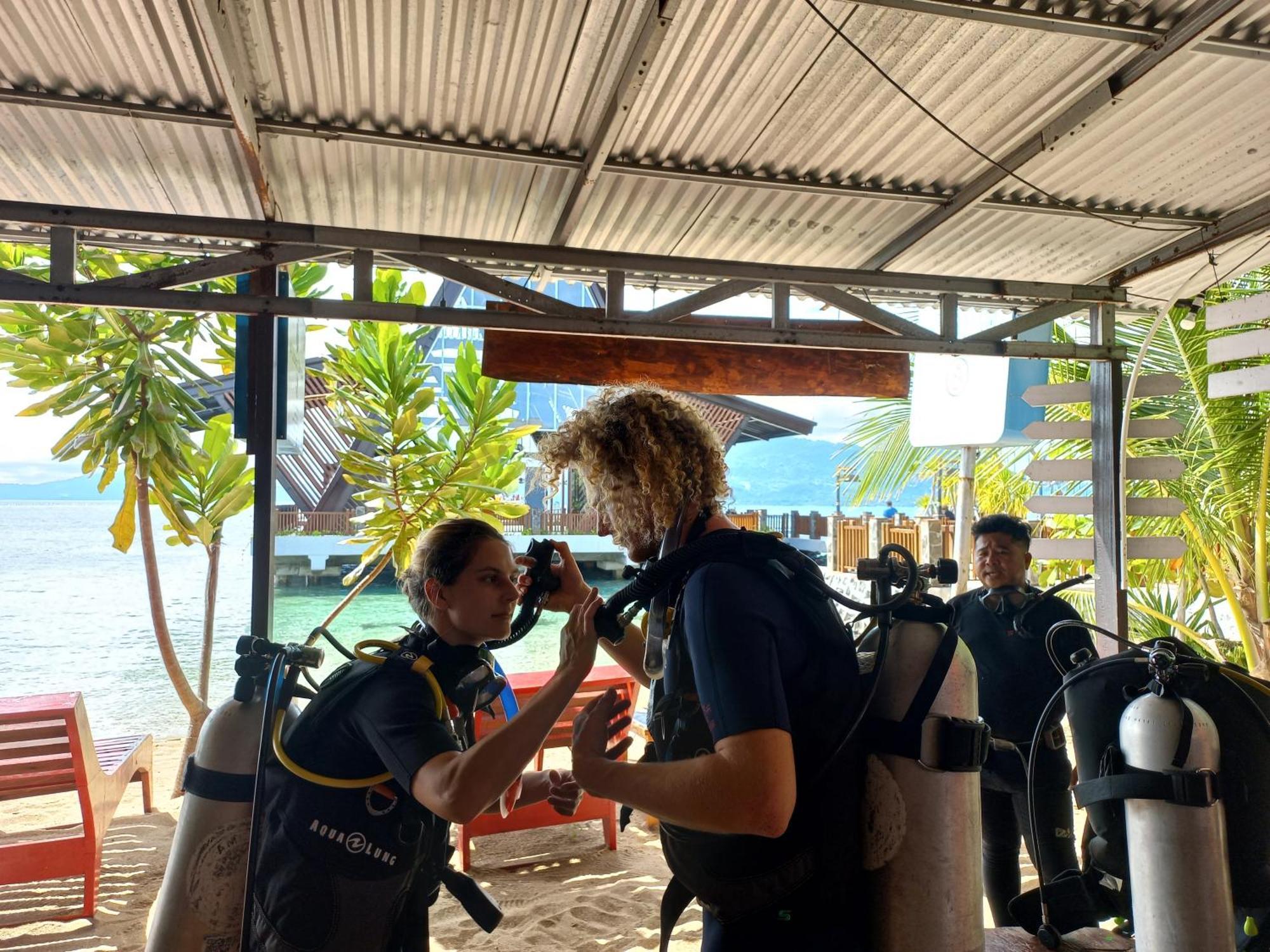 4 Sisters Divers Bunaken Bagian luar foto