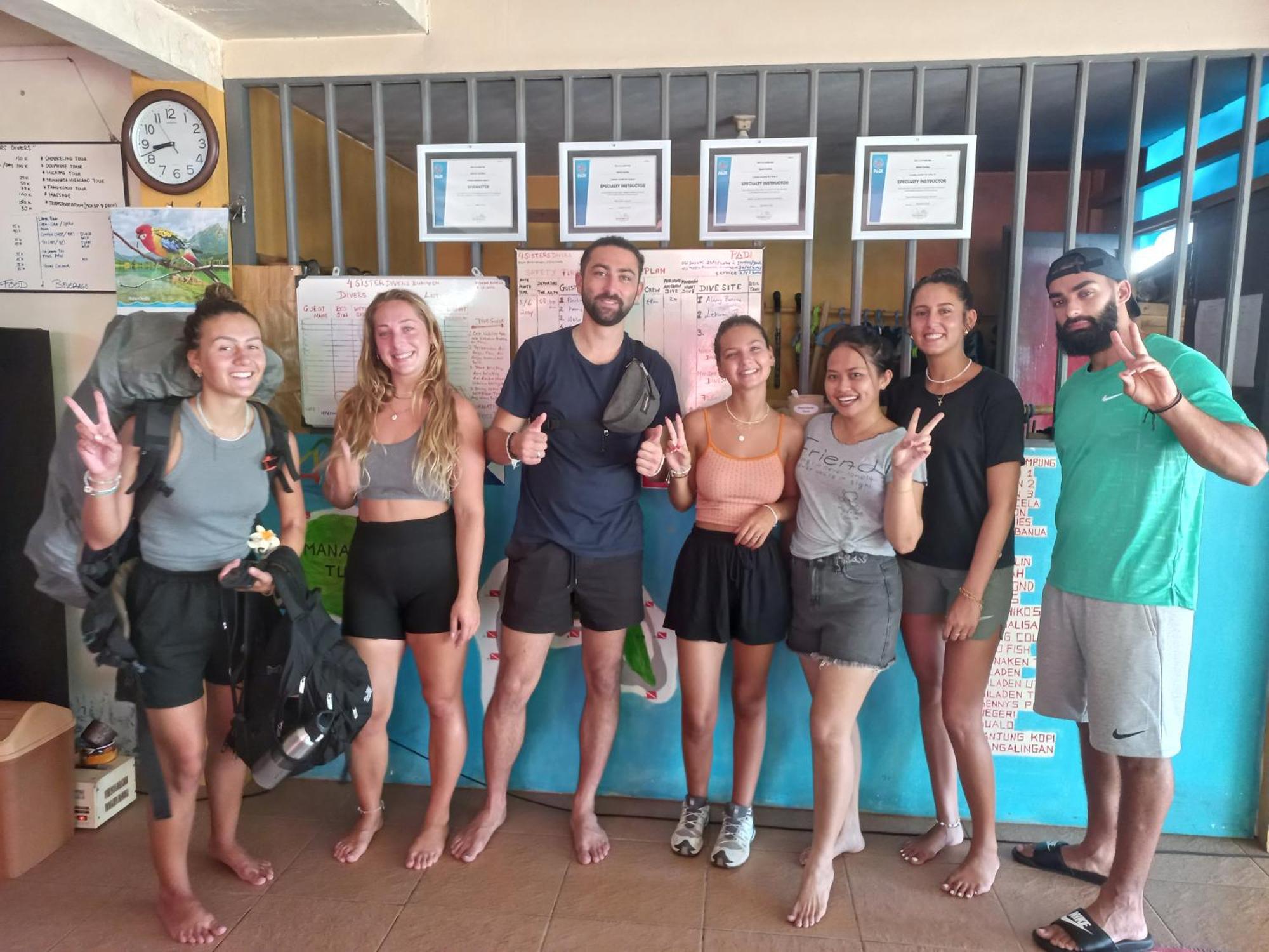 4 Sisters Divers Bunaken Bagian luar foto