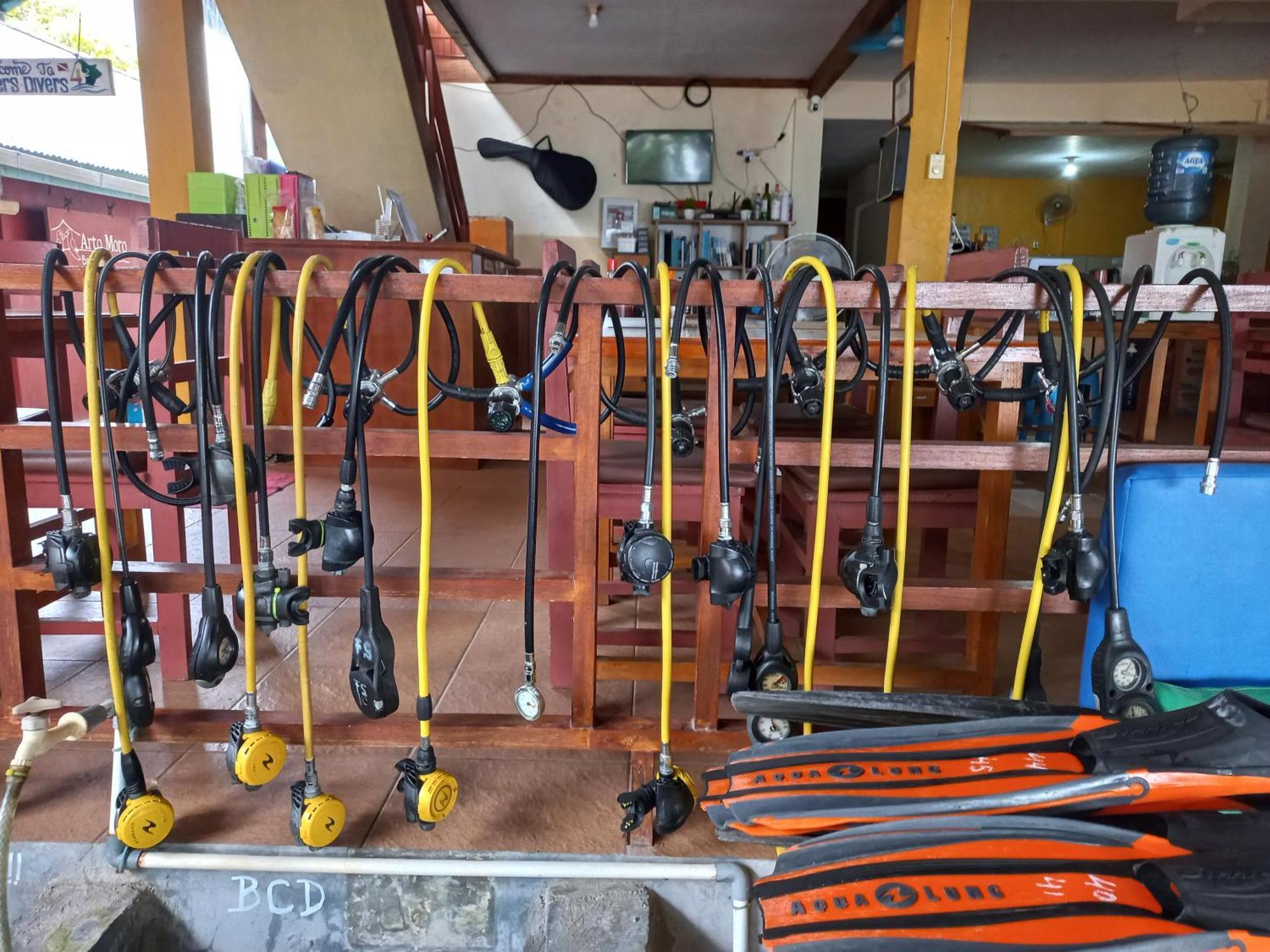 4 Sisters Divers Bunaken Bagian luar foto