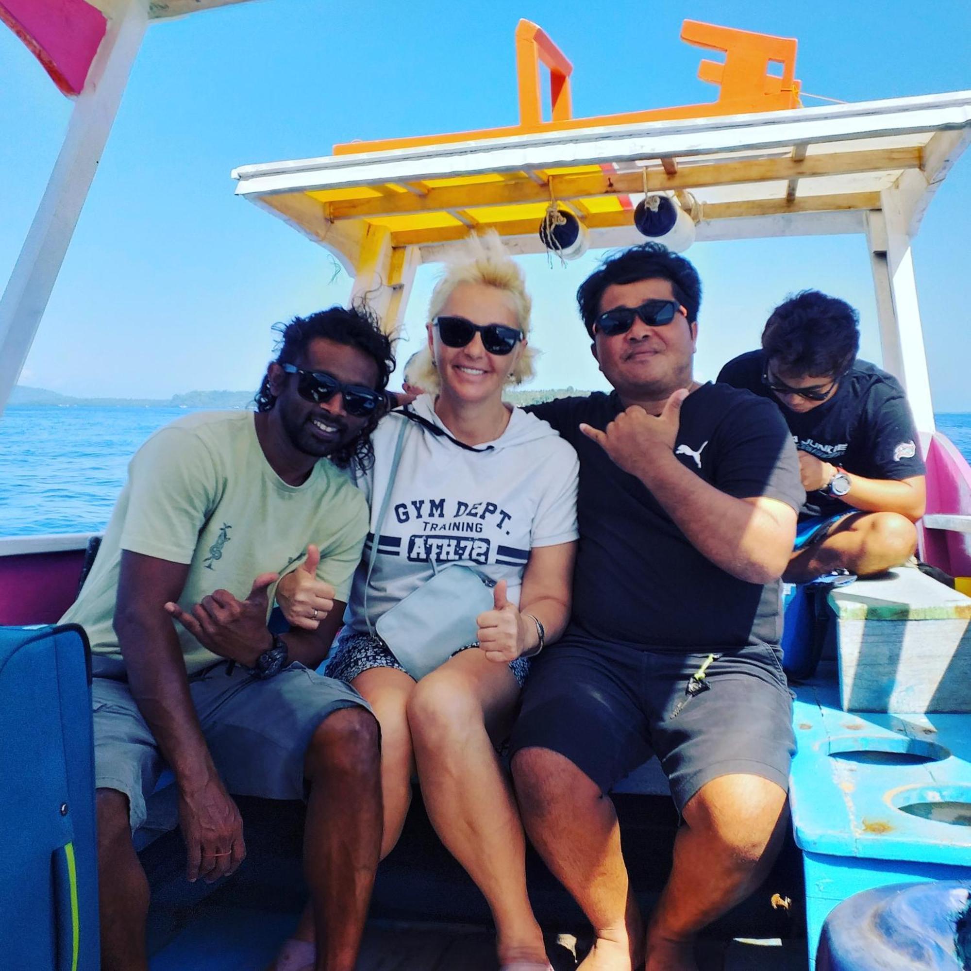 4 Sisters Divers Bunaken Bagian luar foto